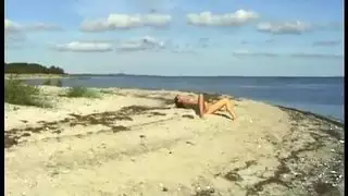 إكس إكس إكس مكتبي: جلسات نكاح سرية بين نساء طموحات ومدراء أغنياء