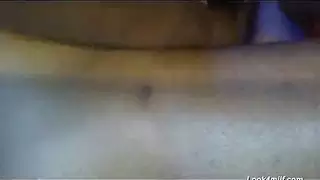 فحل مراهق أسمر يضرب بقوة في مشهد إكس إكس إكس