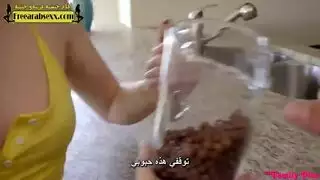 يقذف لبن دلخلي