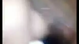 أعطت مصة ثم نيكت معصوبة العينين مثل عاهرة قذرة