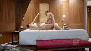 عرس جماعي في غوادالاخارا: الزوجة تستورد قضيبًا أسود ضخمًا