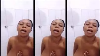 ديلدو أسود ضخم مع فيتش جمل إباحي