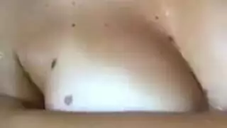 ملابس سوداء، مؤخرة حمراء: خيال الصفع