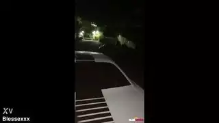 شرموط امريكية تنتام في الشارع امام الجميع في