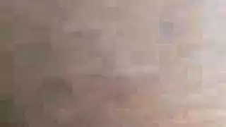 الزوجه تامر زوجها أن ينيك الخادمه معها