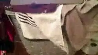 مقيد ومدفوع: فتاة شقراء مغرية تركب عليه من أجل المال