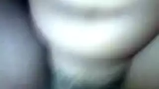 سفاح القربى القاسي: حصان يقذف داخل الفتاة