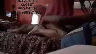 السمراء اليائسة كاتي تحب القذف الشرجي