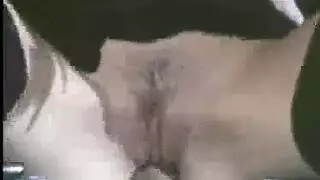 مونيك ألكساندر بجسدها الموشوم جاهزة لركوب قضيب عاري خشن