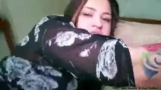 شرموطة تتناك نيك عنيف