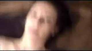 مذهلة امرأة سمراء فاتنة مرتبطة وجاهزة للممارس واللعنة الخام
