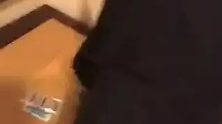 جمال عربية محجبة: صفعة وضربة من الخلف