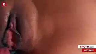 حفلة نيك جامحة في ريف أفريقيا