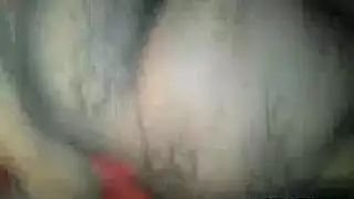 خيال الجنس الجماعي: فتاة سوداء مغطاة بالسائل المنوي