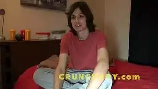 خيال جنسي في الحمام مع لعبة جنسية حمراء