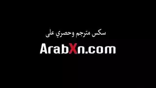 ربة منزل فاجرة تقدم مهبلها كهدية ترحيب