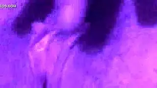 مؤخرتها العصيرية تسمر ثم تُضرب بوضعية الكلب