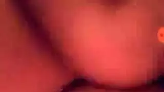 ركوب خشن على قضيب إباحي منتفخ صلب