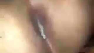 صبي يقذف في مهبلها