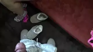 فتاة مسلمة تركية مذهولة بسبب قضيب ضخم