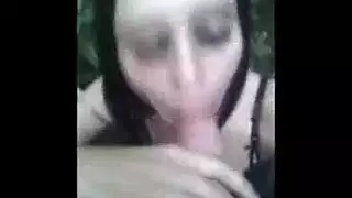 مص قضيب أسود كبير في الغابة