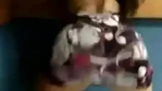 الواجب المنزلي عنيف: حفلة جنس جماعي في حرم جامعي بشرق آسيا