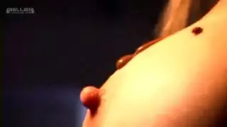 قبضة شرجية وحشية في فيديو لواط عنيف