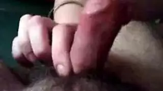 مؤخرات ساخنة ترتد في مشاهد صريحة