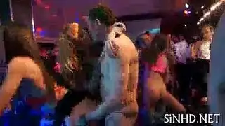 تحميل سكس حيوانات على حيوانات خام