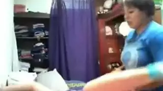 مسك اخت تتفرج على السكس