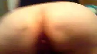 تعذيب بدين أحمر الشفاه