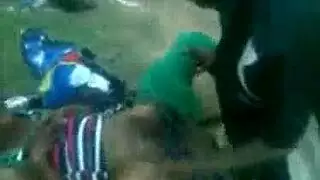 المراهقة الساخنة إيما إل تأخذ قضيبًا كبيرًا بعمق