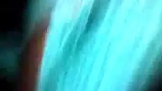 قضيب حمار يمدد مهبل ضيق