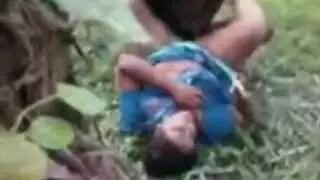 شاب مثير ينيك زوجة أبيه في حقل المزرعة سكس فلاحي صريح