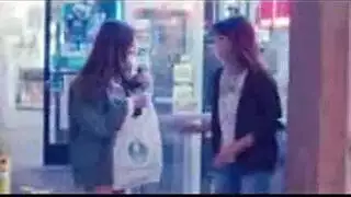 تجسس باريس بلوم ينتهي بممارسة جنس جماعي عنيف