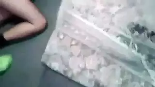 اربع شباب يلحسون بنت