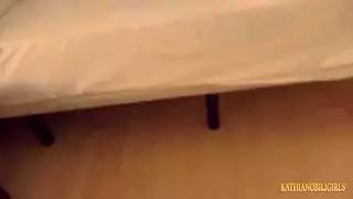 سعوديه تنام عند خويتها وتتناك