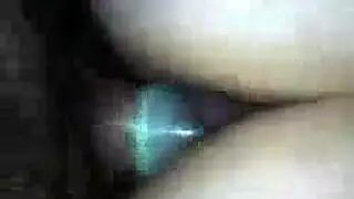 الزوجة في غرفة