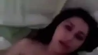اجعل فرجي يتألم من الجماع الخشن العنيف
