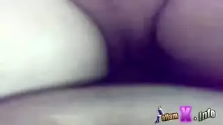 كتكوتة محجبة تقلع ملابسها
