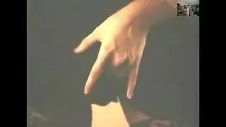 فتاة عربية ساخنة تتعرض لنيك قوي في شريط سكس صريح