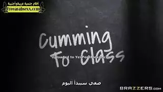 فانتازيا مدرسية إكس إكس إكس: المعلمة تُنك على المكتب