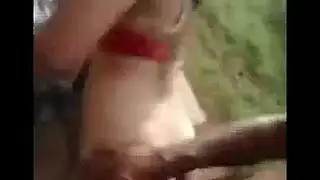 ينك بنت عمرها ١٠ سنوات بل قوا