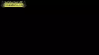 أم مثيرة تجبر ابن زوجها على عهد جنسي سري