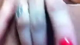 مقطع سكس حقيقي لاجمل فتاة باشهى جسم تصور نفسها و هي تستمني