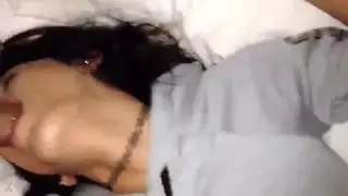 مراهق خنيث مع فحل
