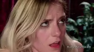 جلسة جنس جماعي صعبة: فينيكس فوكس تأخذ عدة أعضاء ذكورية أمام أصدقائها