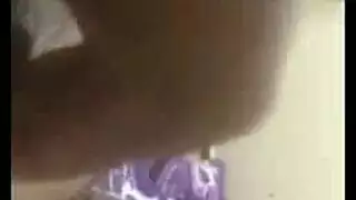 الديك الأسود أقصى جميع الثقوب