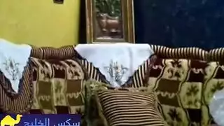 حفلة نيك مصرية: مداعبة الحلمات تؤدي إلى إنهاء بقذف داخلي مكثف