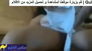 أول مرة شرجي؟ أحر ظهور إكس إكس إكس للفتاة اللبنانية